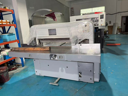 High-quality Polka Dolphin cutting machine from Heidelberg, Germany
